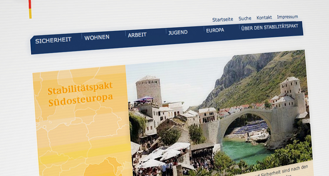 Screenshot der Startseite mit Brücke in Mostar