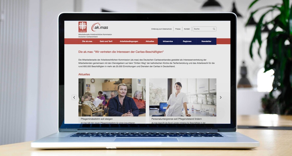 Eine klare und übersichtliche Startseite Startseite auf einem Laptopbildschirm