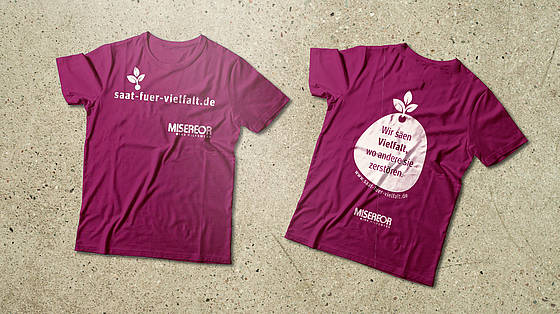 Bedruckte T-Shirts der BaySanto-Kampagne